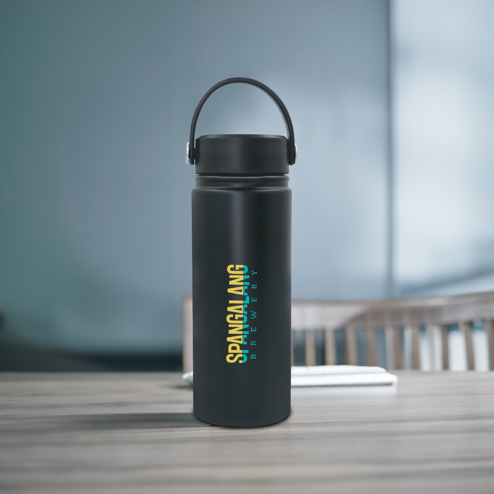 Stainless Steel Insulated Bottle with Convenient Handle