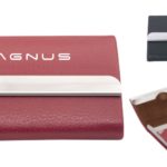 Leather card holder with metal ﬁnishing in red colour