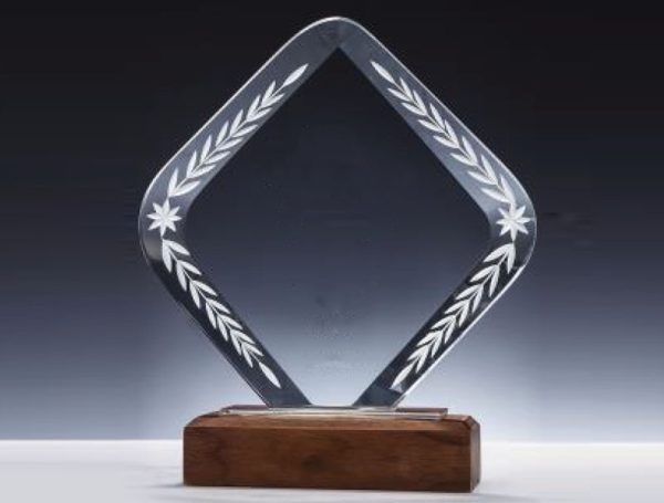 Square trophy with wooden base