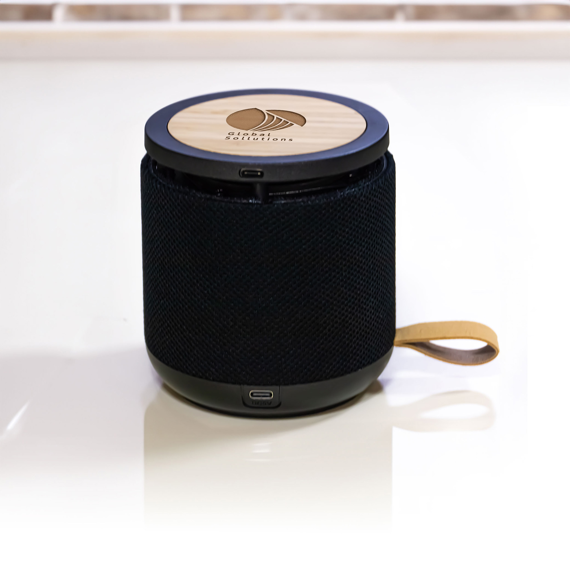 Bamboo-Bluetooth-Speaker-Wireless-Charger